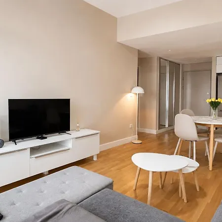 Luxury Above Diamond Mall * Skopje